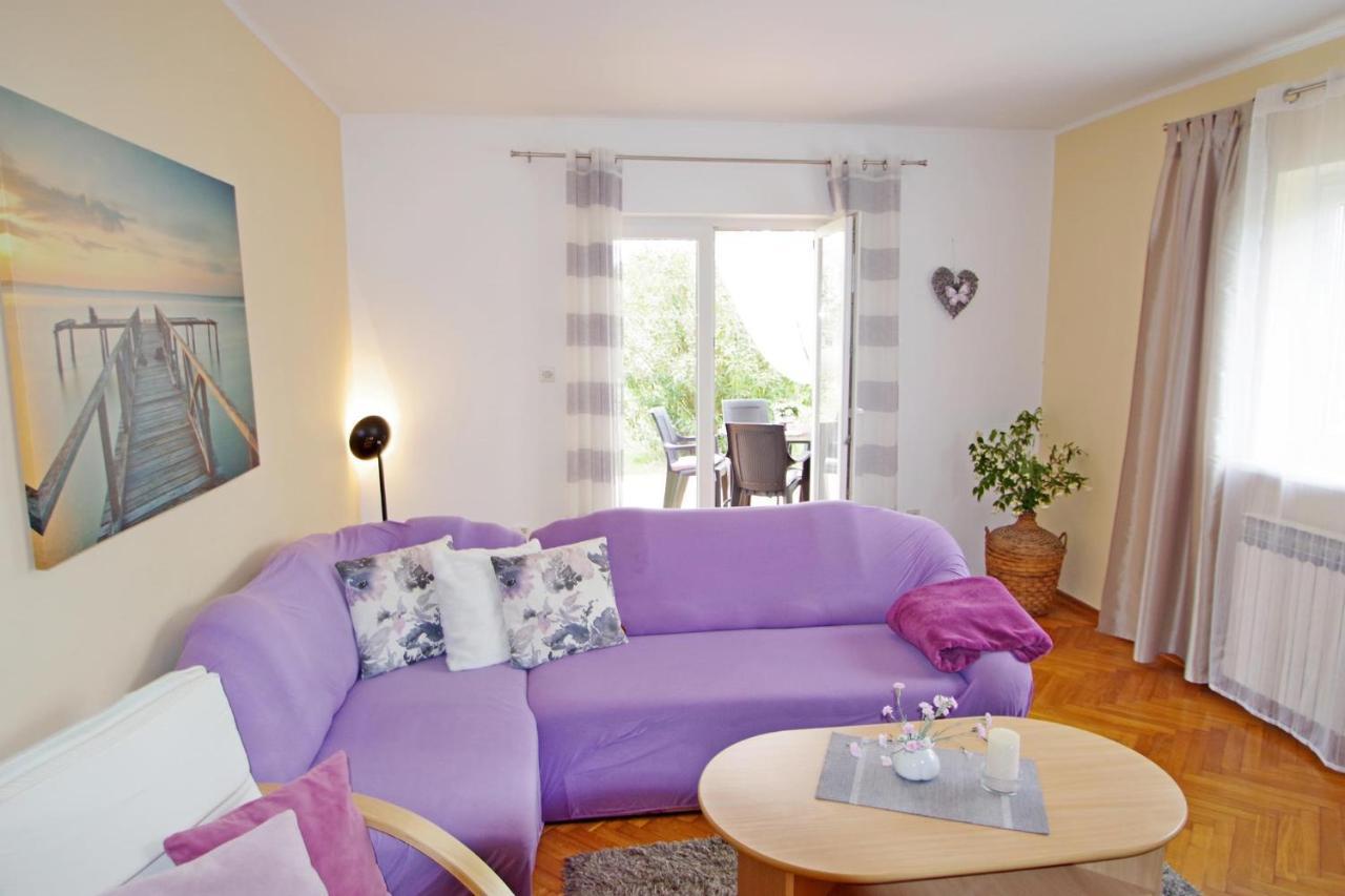 Apartment Suzi Valdebek Pula Eksteriør billede