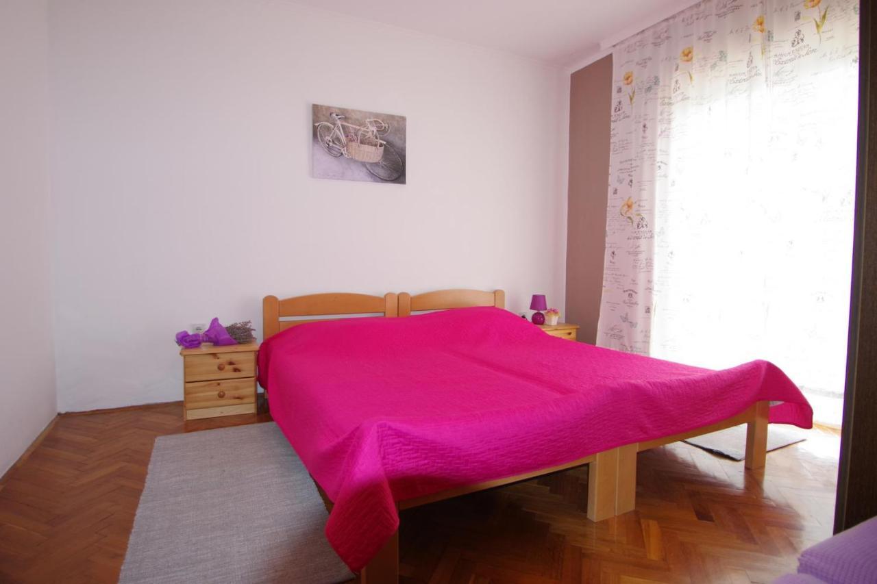 Apartment Suzi Valdebek Pula Eksteriør billede