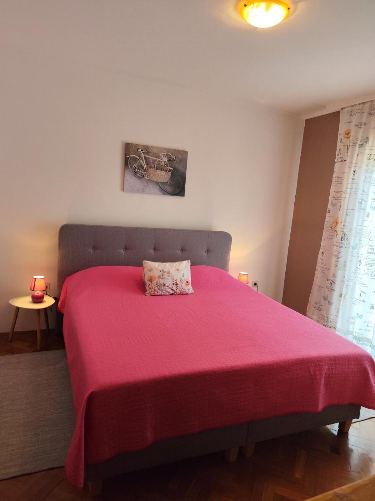 Apartment Suzi Valdebek Pula Eksteriør billede